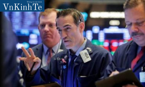 S&P 500 leo dốc 4 tuần liên tiếp, lần đầu tiên kể từ tháng 8/2022