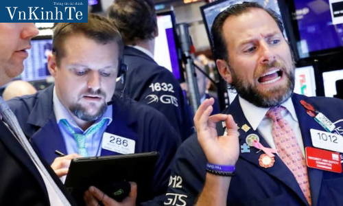 Dow Jones giảm hơn 150 điểm vào đầu tuần